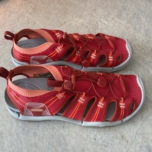 NEW! Keen Womens Evofit 1 water shoe 9.5 40 Coral/Taupe color